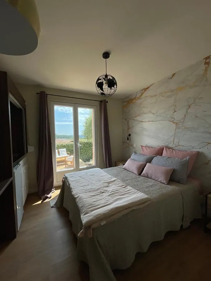 Bed & Breakfast Chambre D'Hotes Avec Jacuzzi Ventoux Cocoon France